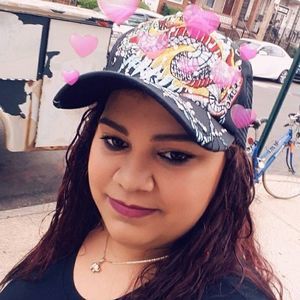 Meet your Posher, Dennys